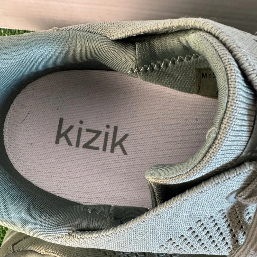 Kizik Lima Hands Free Sneakers Mens 9.5 X-Wide Sage Green Knit Shoes 4E Wide